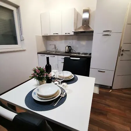 Spacious Studio-apartment Appartement